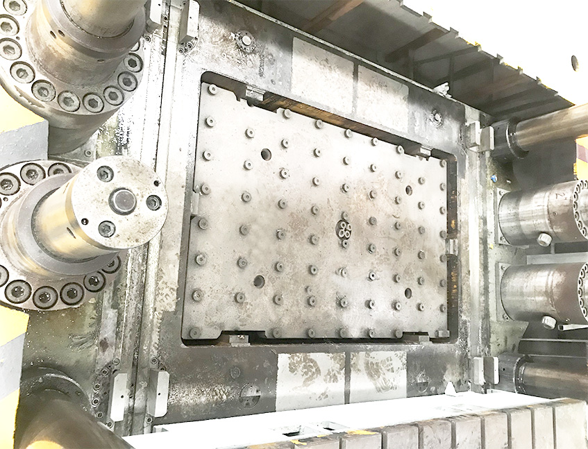 metal forming press